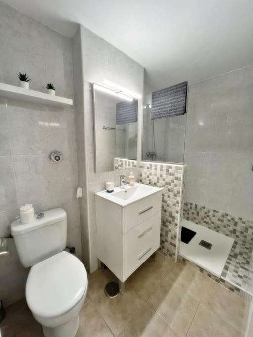 Magnifico Apartamento En El Centro De فوينخيرولا المظهر الخارجي الصورة